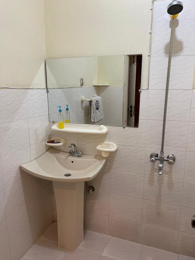 Indus View Hotel 锡卡都 外观 照片